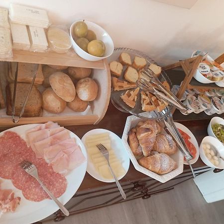B&B Da Cesco Garda  Bagian luar foto