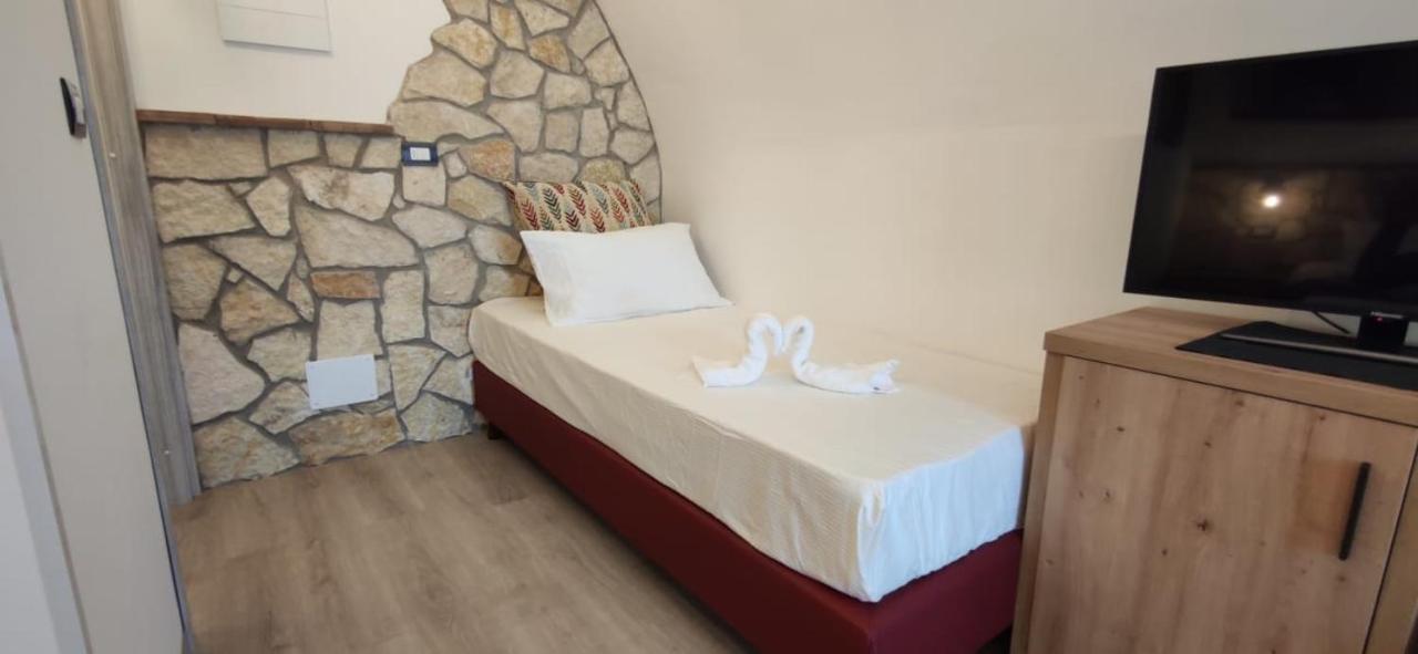 B&B Da Cesco Garda  Bagian luar foto
