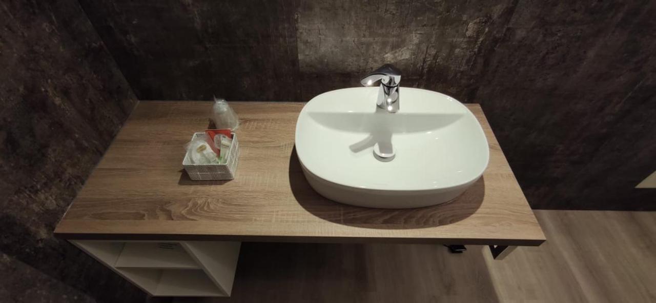 B&B Da Cesco Garda  Bagian luar foto