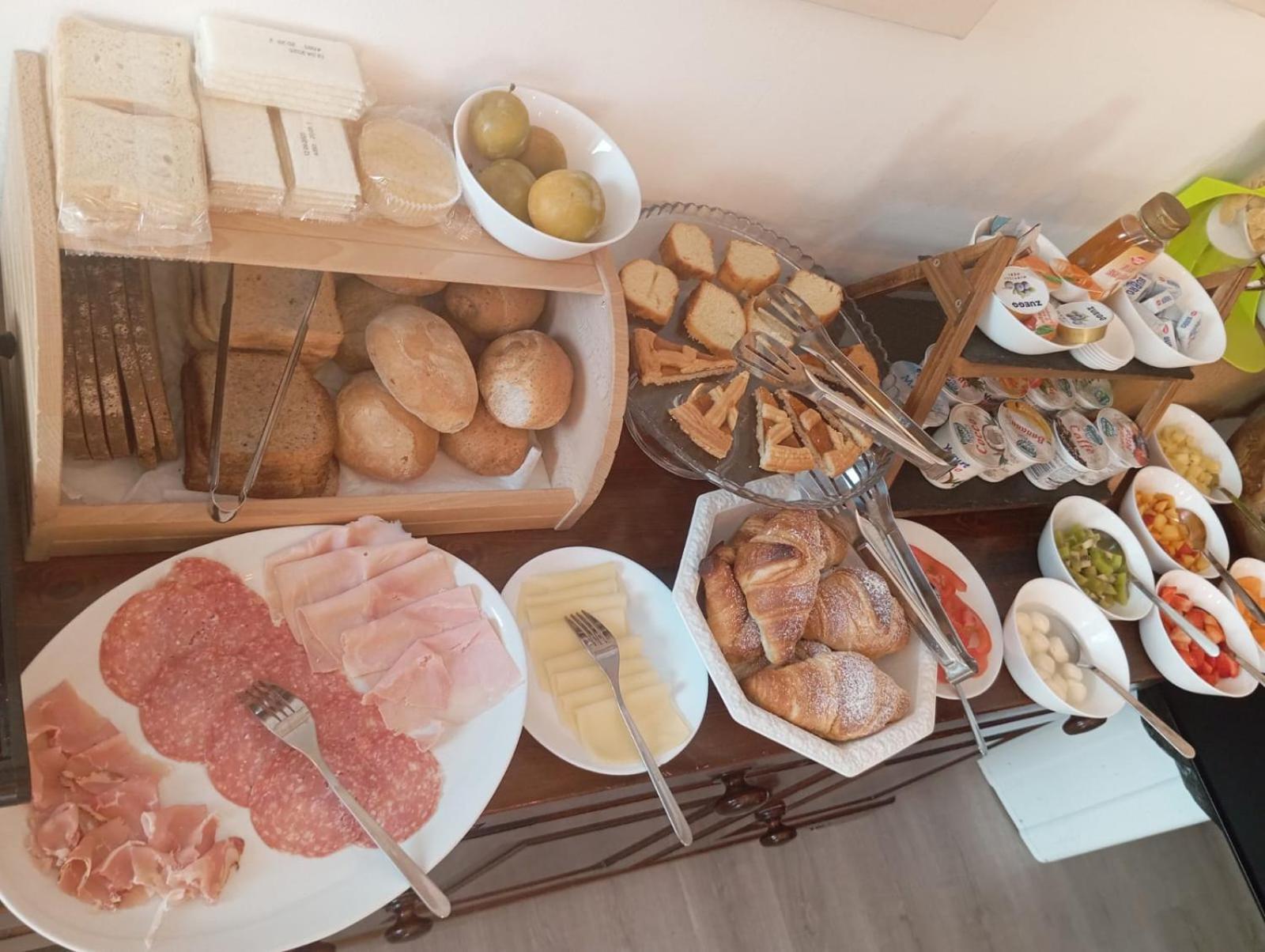 B&B Da Cesco Garda  Bagian luar foto